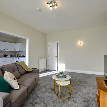 York Place Suites F1 아파트 *